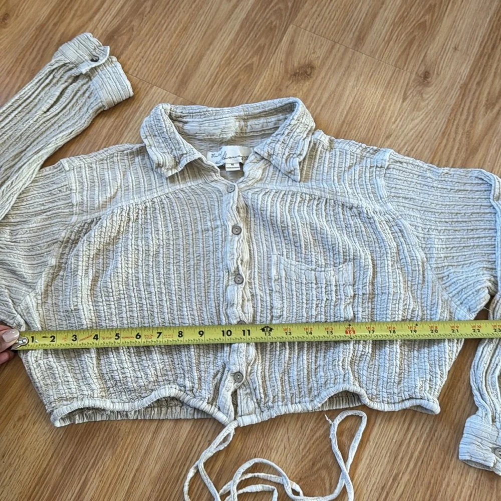 Vintage Havana Cropped Button Up - size M